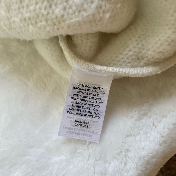 BP Women’s Sherpa Pile Fleece Cropped Sweater in Ivory Size 1X - Picture 4 of 5